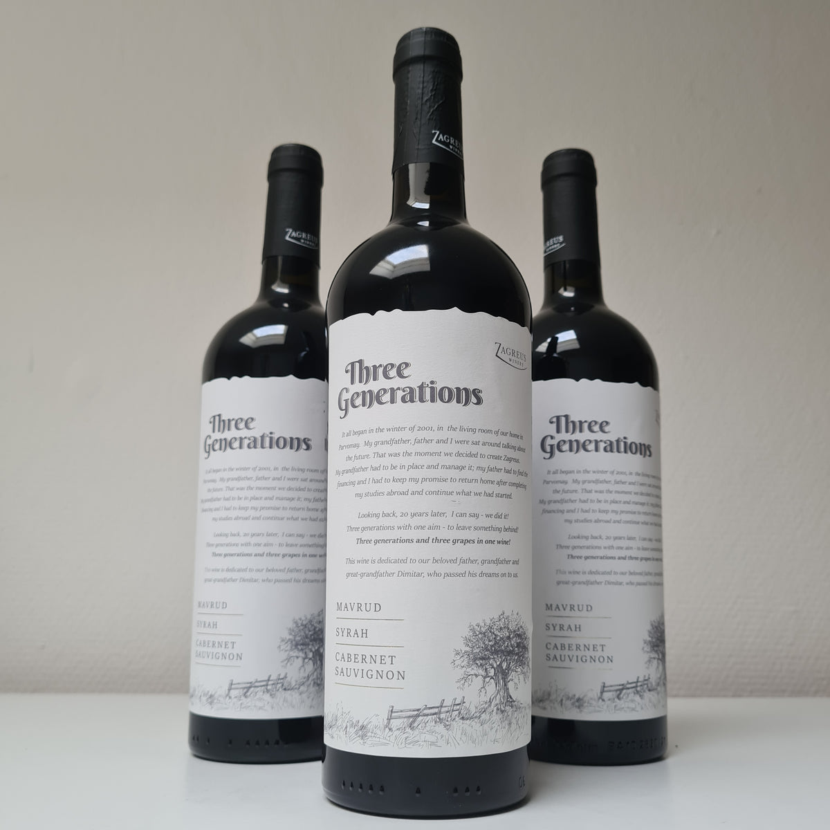 Three Generations rode wijn uit Bulgarije van Zagreus Winery