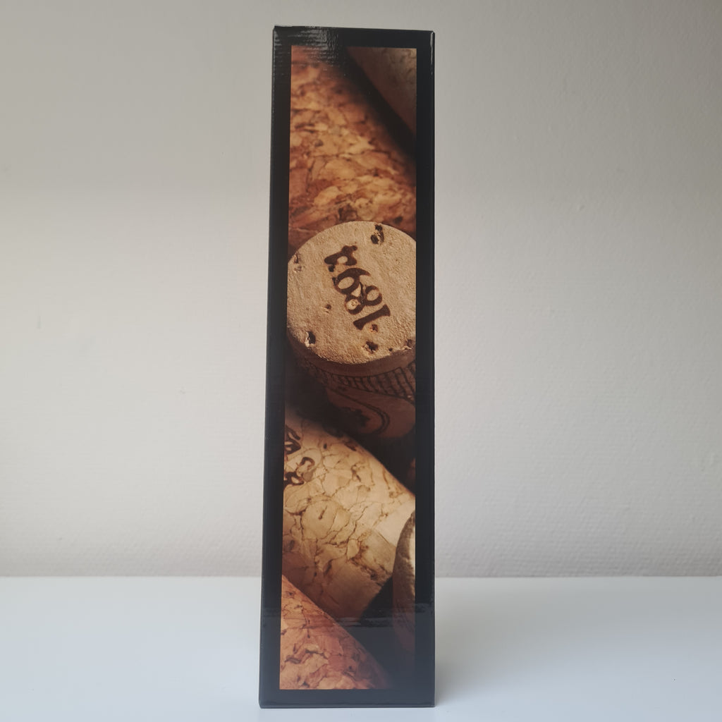 Wine Box: Special Edition Kratosija by Kunst & Wijn with screen print by Jessie Hoefnagel in gift box