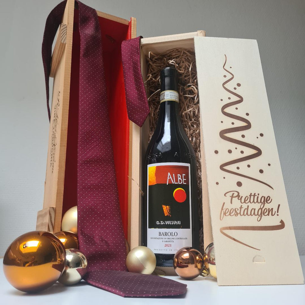 Wijnkist feestdagen met 1 fles Barolo Albe van wijnmaker G.D. Vajra Italië 