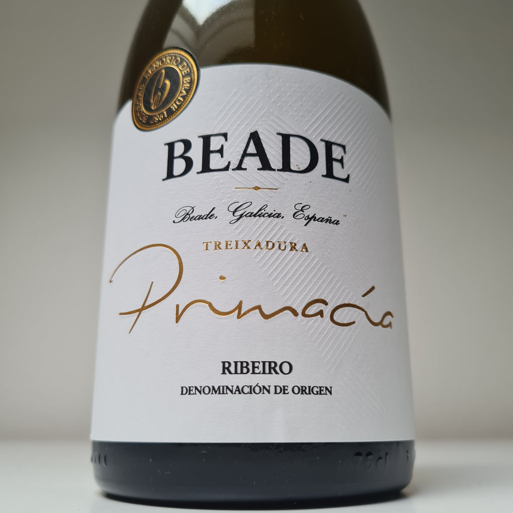 Close up etiket Treixadura Beade Primacia uit Spanje